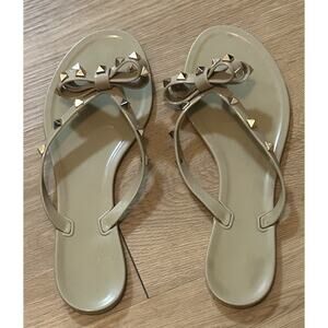 Valentino Garavani Women's Rockstud Beige Jelly Thong Bow Sandal - Size 40EU/9US